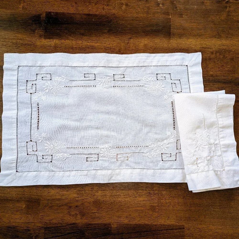 Vintage Linen Set- Placemats & Napkins (x6)